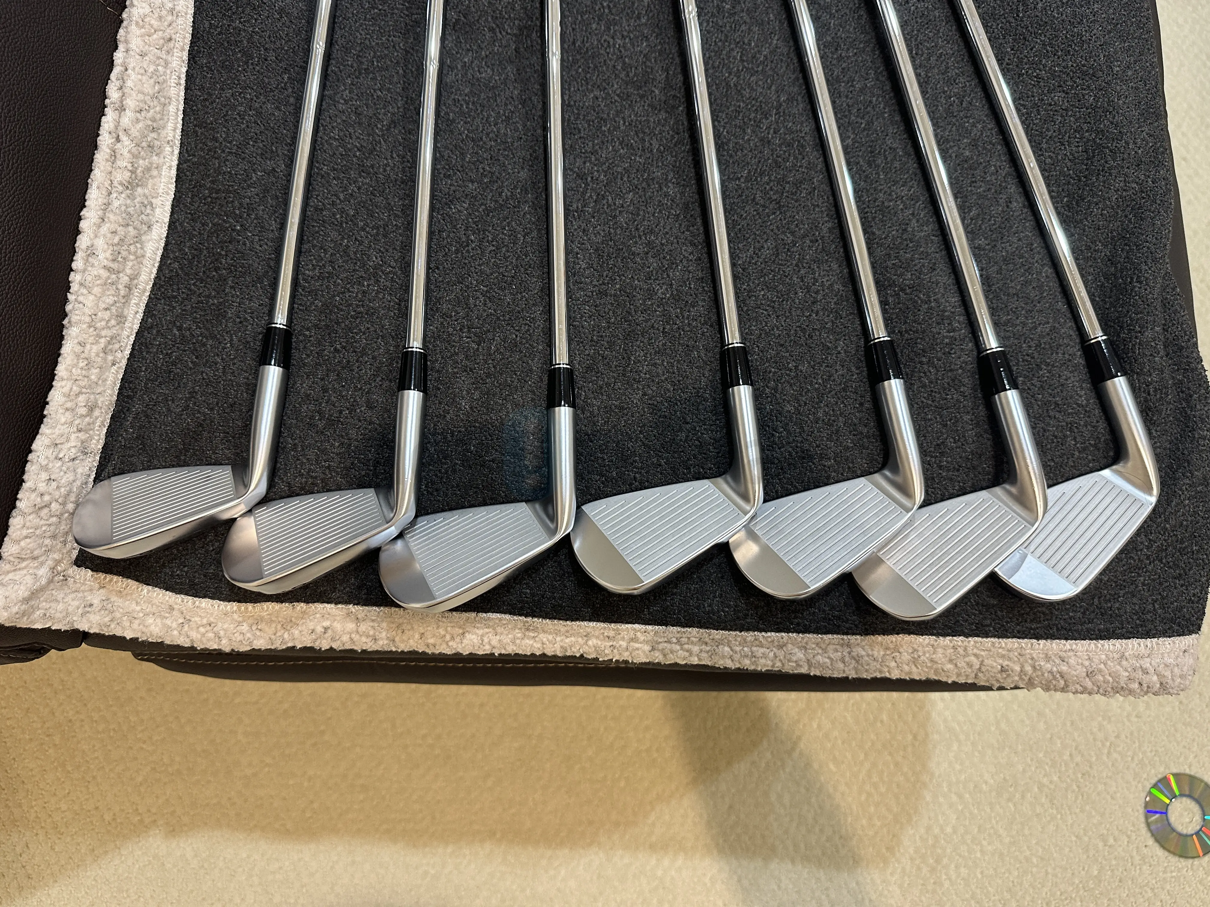 2주전 구입한 Srixon ZXi5 Iron Set (2025) - SOLD!
