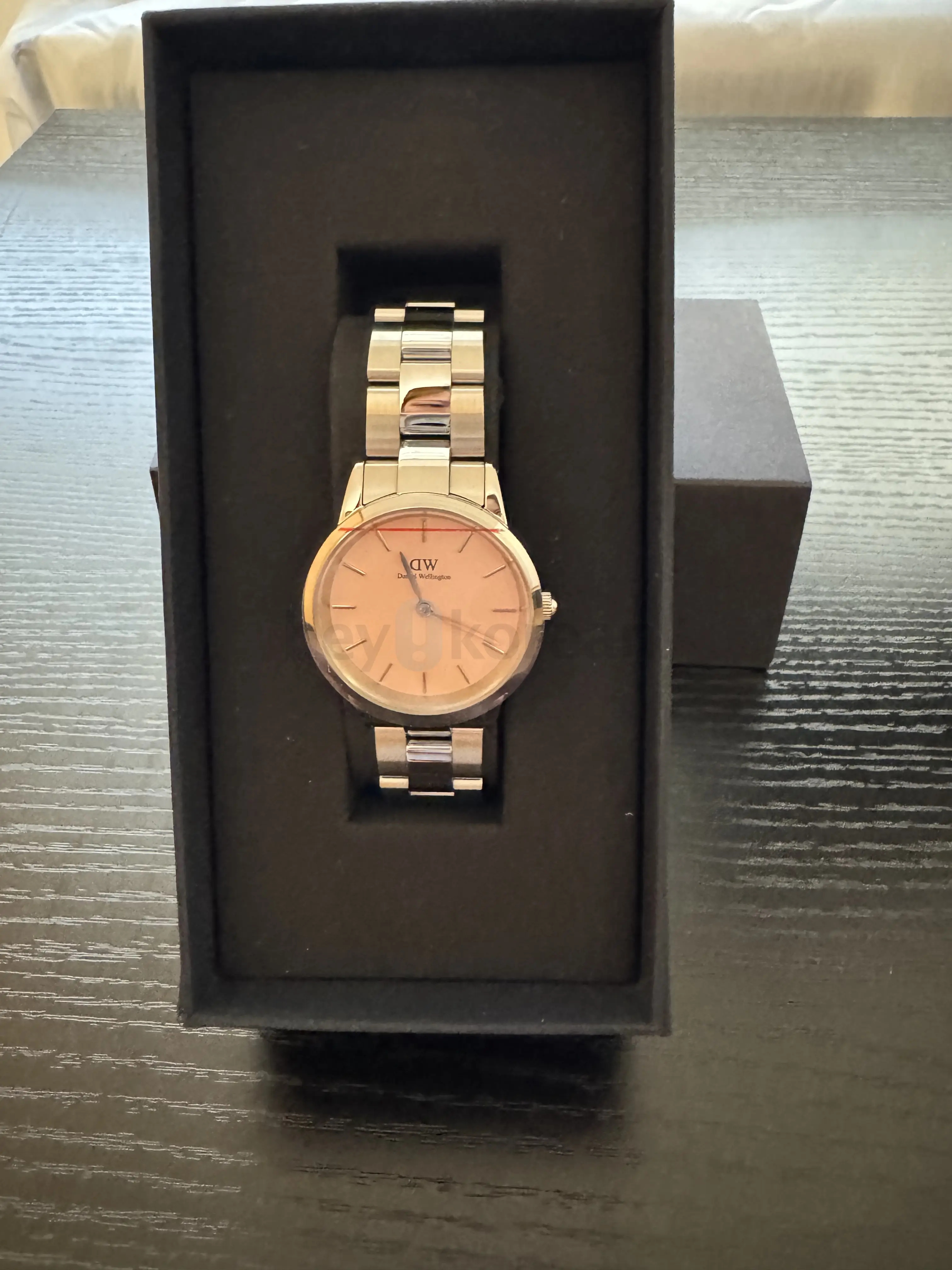 다니엘 웰링턴 32mm 워치 in Queens, NY