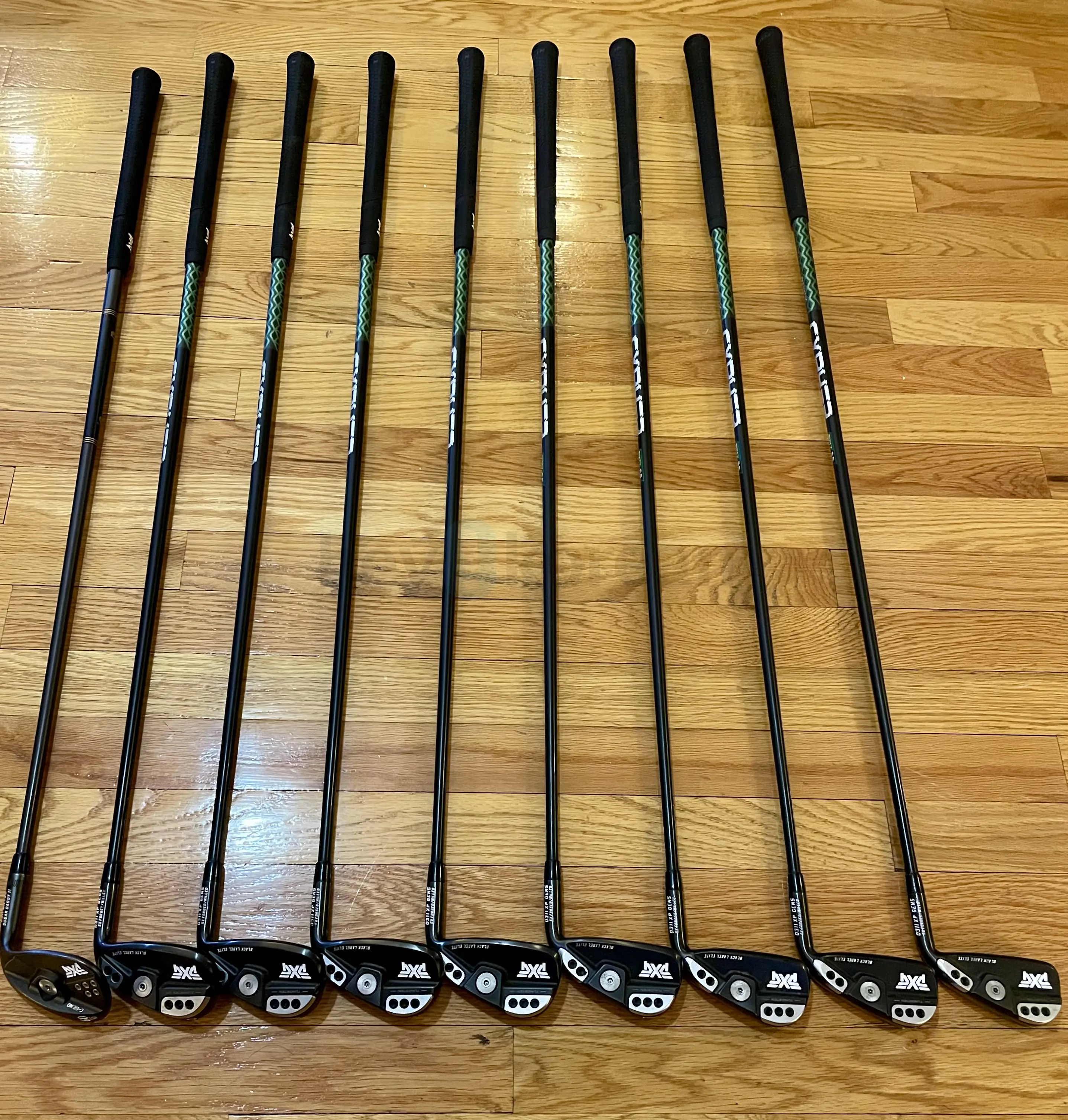 Set De Fers PXG 0311 XP GEN5 5X - Forgé/Fraisé, Droitier 6-W Avec KBS Tour 120 S - Occasion