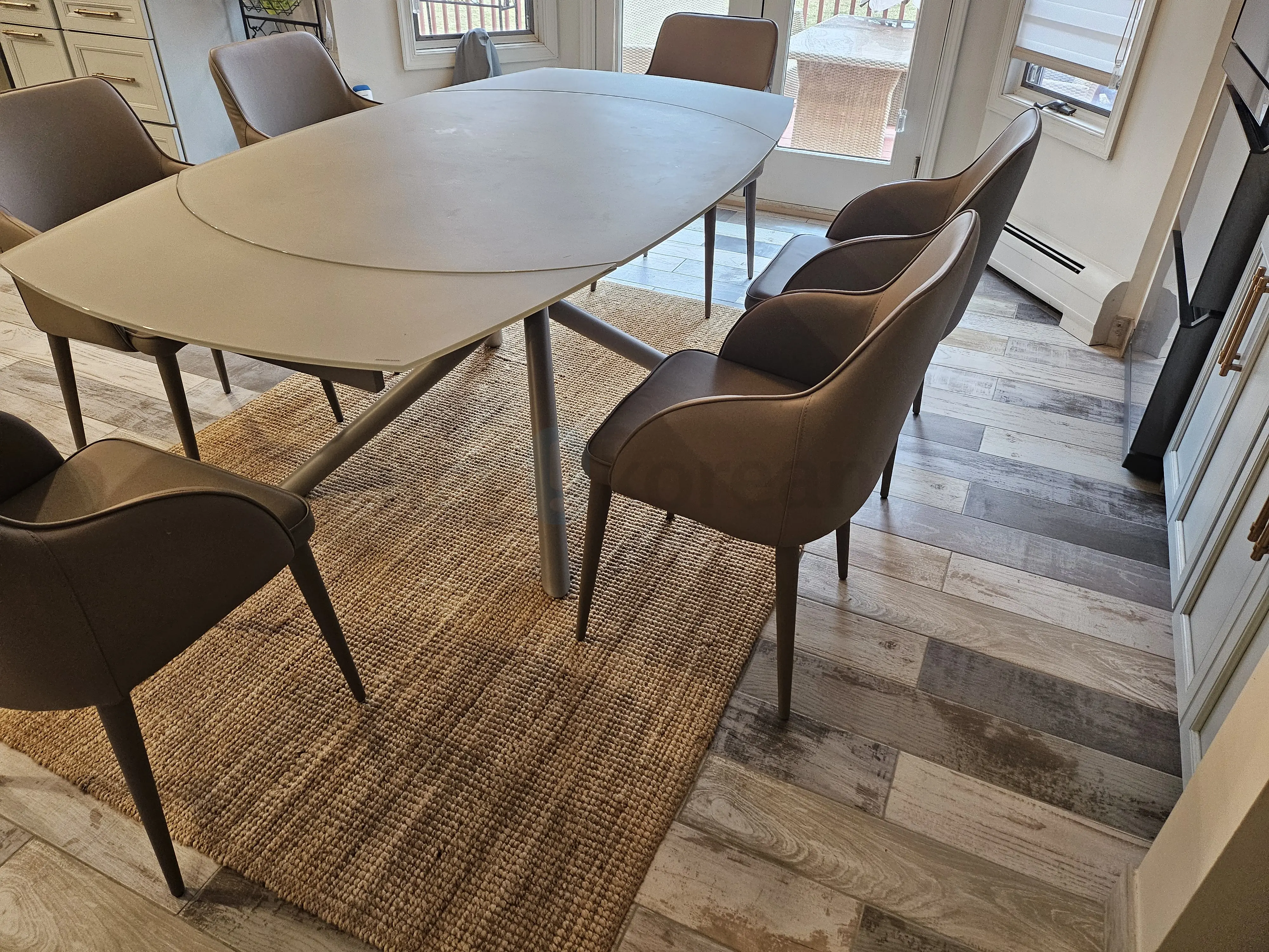 Modani Astro extendable dinner and breakfast table set with 6 chairs