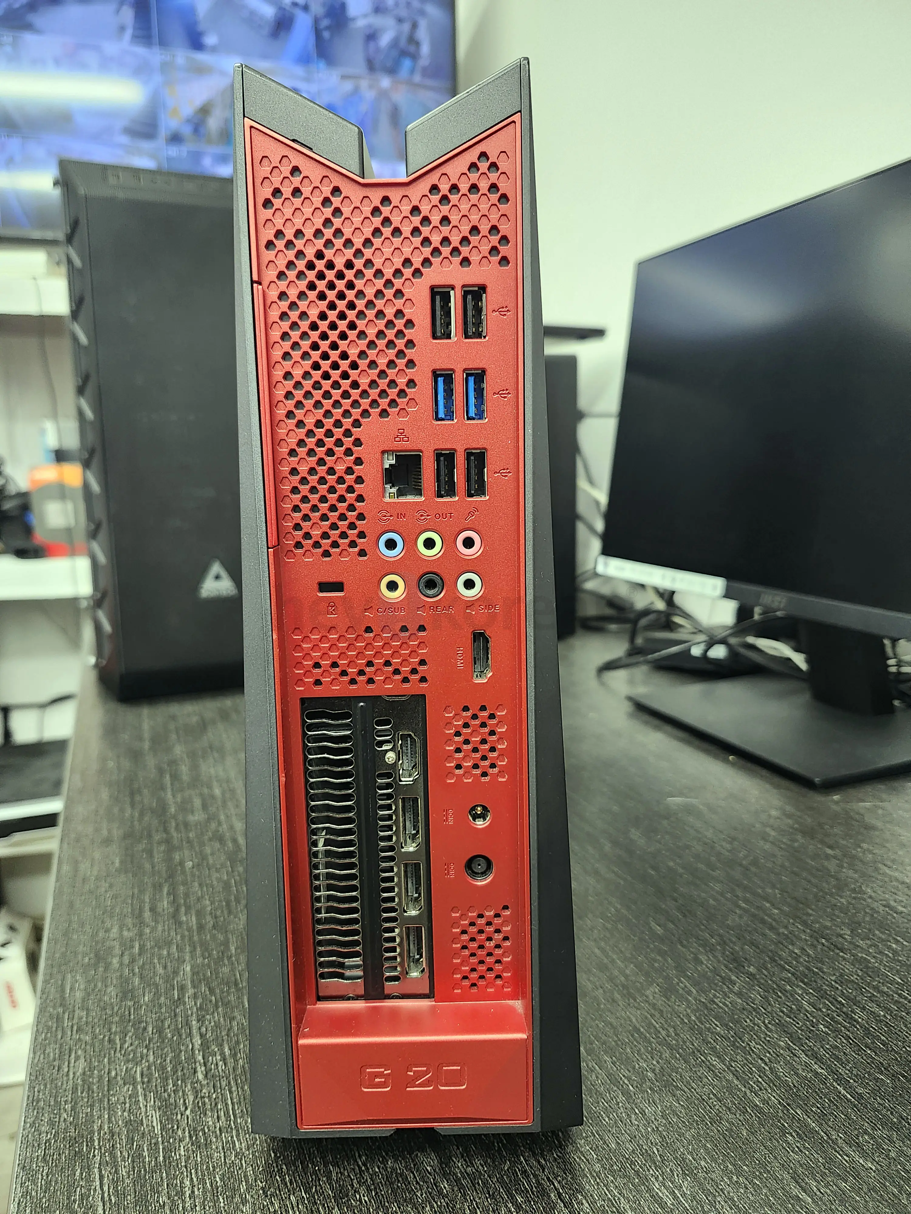 ASUS ROG G20 중고 데스크톱 컴퓨터 팝니다.